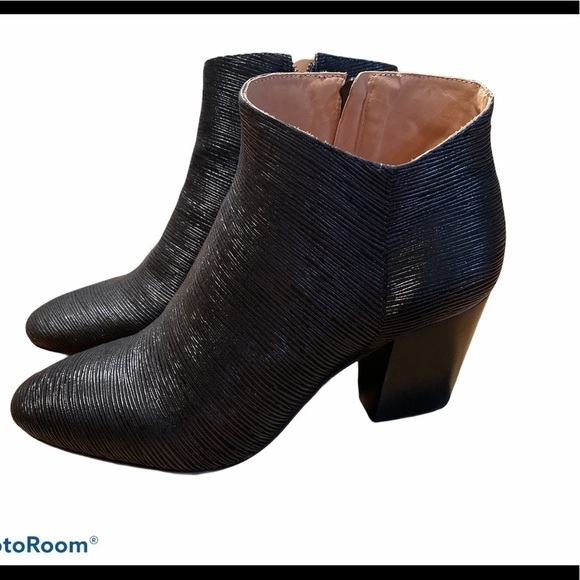 Klub Nico Black Leather Bernarda Booties size  9M - Picture 2 of 9